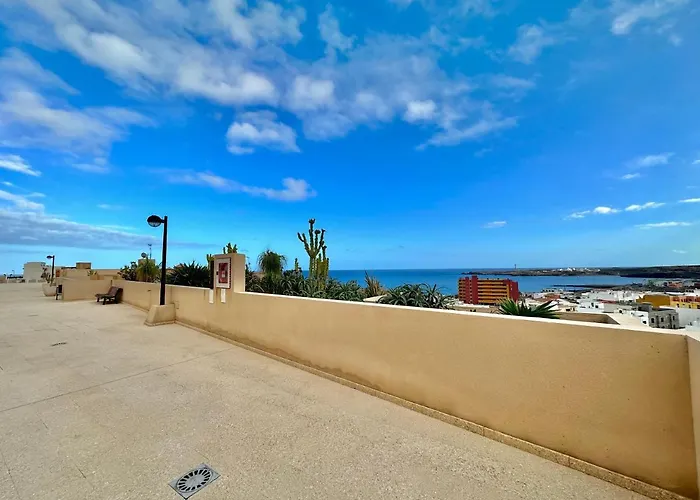 Vista Faro Poris de Abona